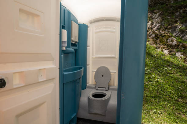Best High-end porta potty rental  in Mcfarland, WI